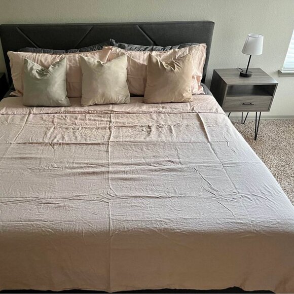 IKEA DYTÅG King Size Light Pink Linen Duvet Cover and 2 Pillowcases - Picture 5 of 12